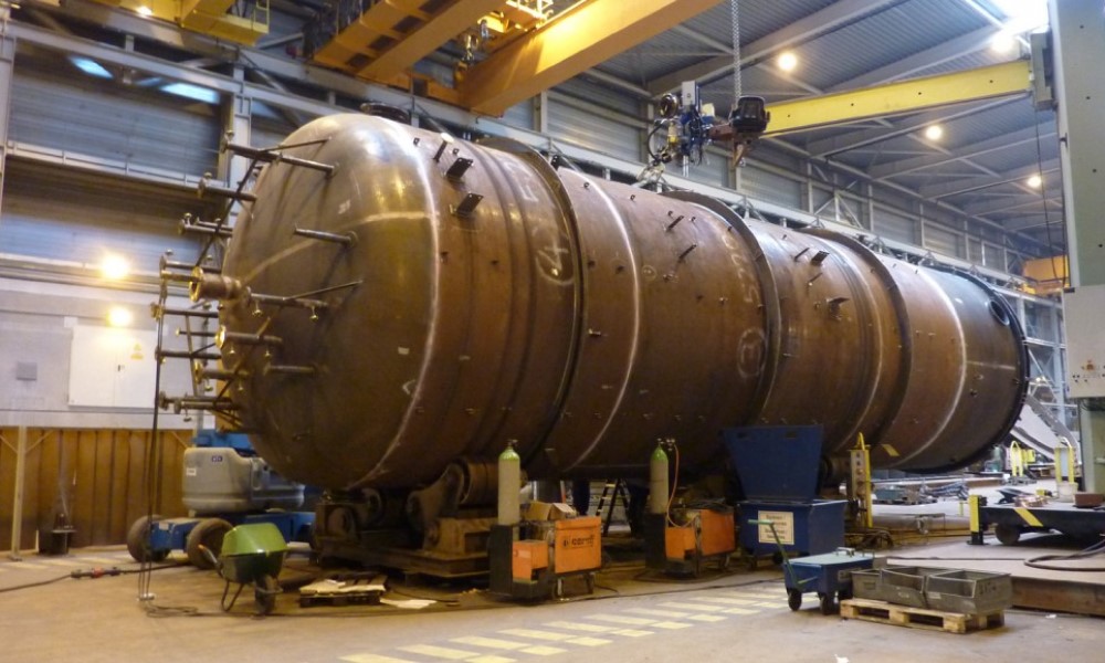 painting of pressure vessels